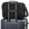 キャリーオン対応のベルトを装備してスーツケースとの併用が可能、出張の際の負担を軽減します