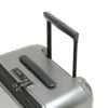 3段階調節ができる伸縮ハンドル、車旅行にも便利なキャスター付きスーツケース