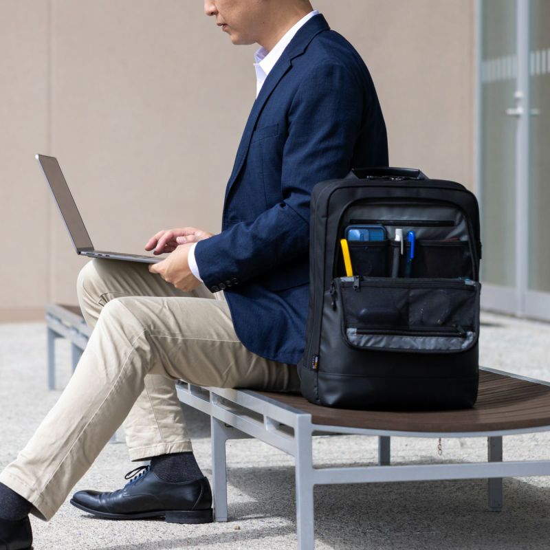 【かのあや】　BERMAS　２層デイパックM　FreelancerII BERMAS バーマス FreelancerII リュック 2層デイパックM メンズ