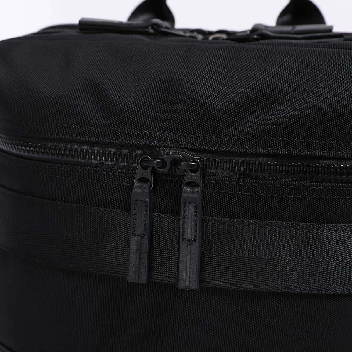 防水車体装着バッグ コンパクト 黒 コンパクトなカジュアルリュック No.60680：デイパックM【CORDURA