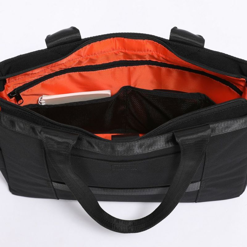 肩掛けトートバッグ No.60682：横型トート【ノートパソコン収納付