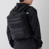 ノートパソコンも収納可能なクッションポケット付属の通学リュック