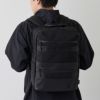 止水ファスナーで持ち手はスタイリッシュなコードタイプのビジネスカジュアルリュック