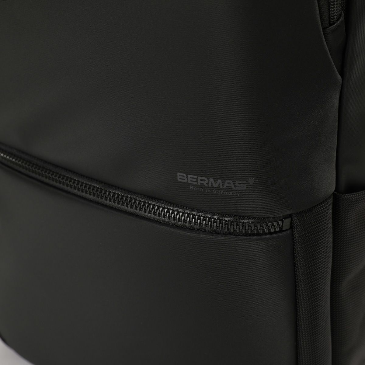 No.60690：デイパックM | BERMAS OFFICIAL WEB SHOP