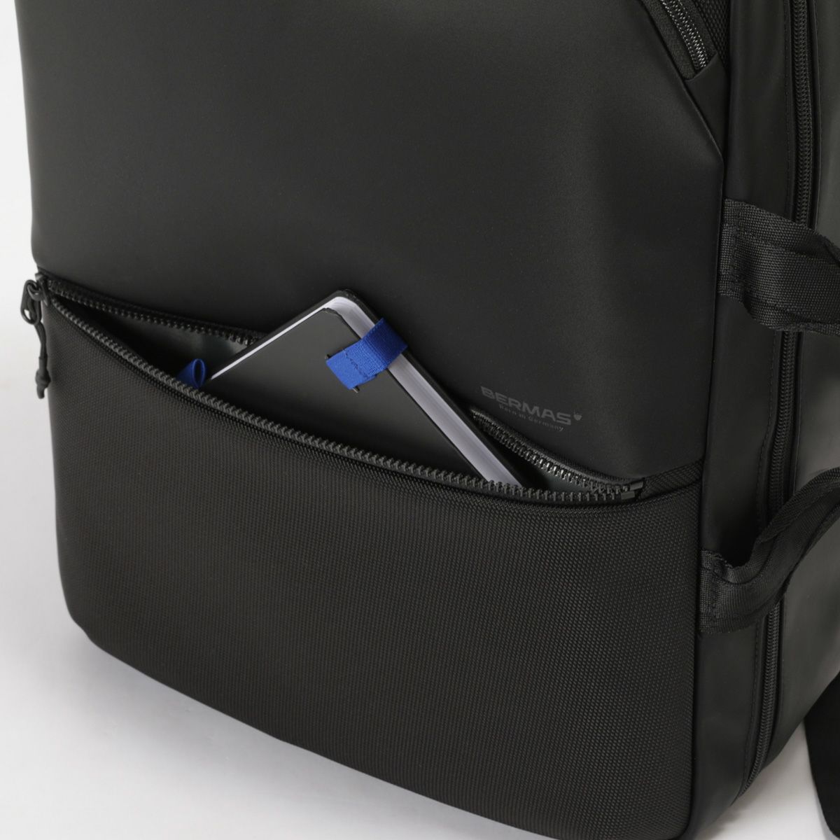 No.60694：オーバーナイター2WAYリュック | BERMAS OFFICIAL WEB SHOP