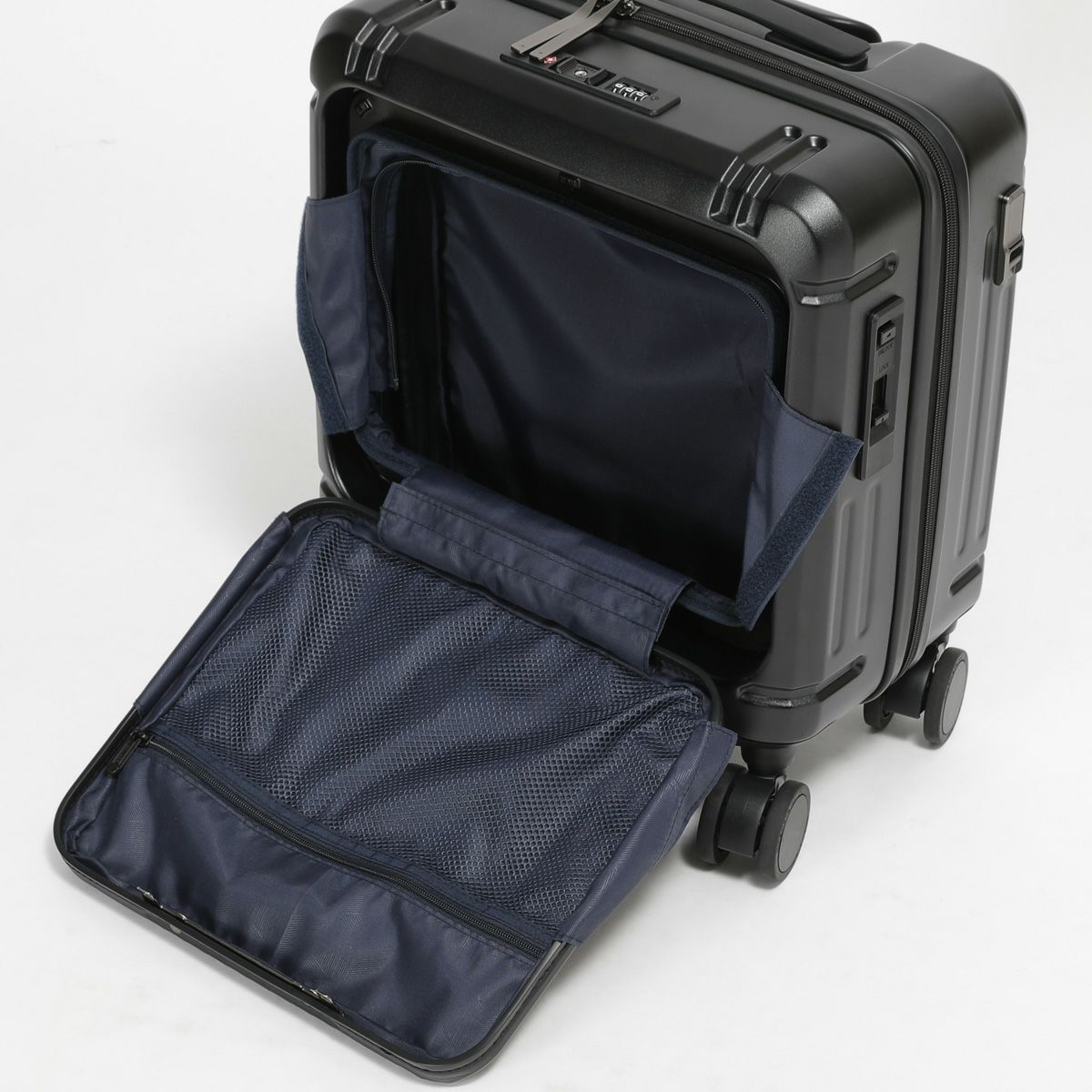 No.60565：[新仕様] ワンタッチフロントオープン 32L 39cm | BERMAS