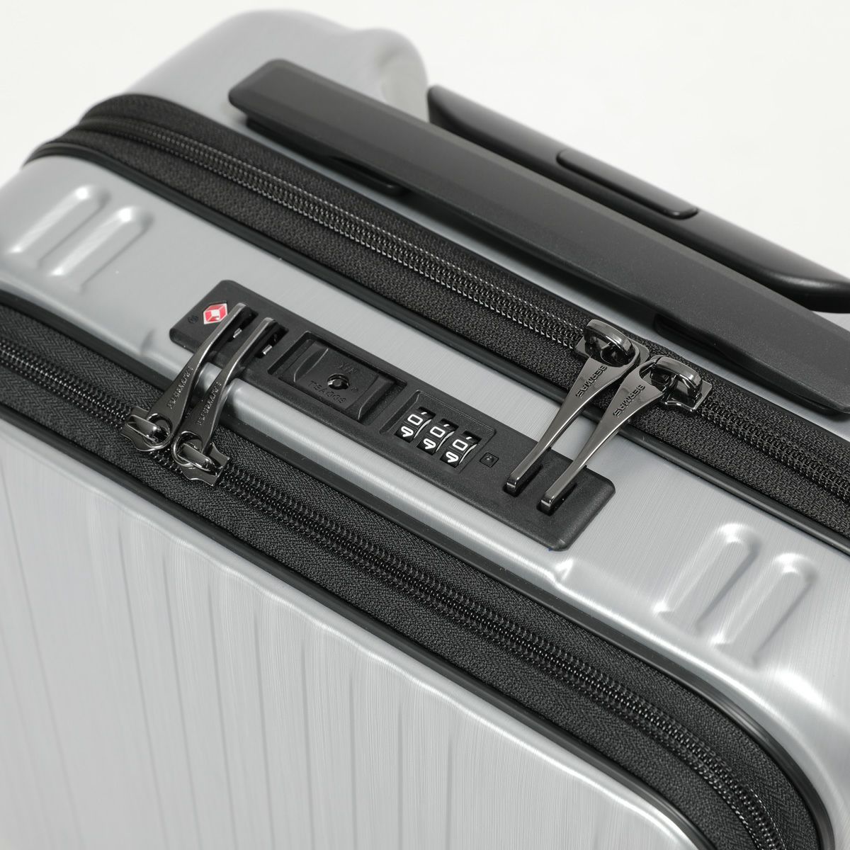 No.60524：[新仕様] フロントオープン コインロッカー22L 38cm