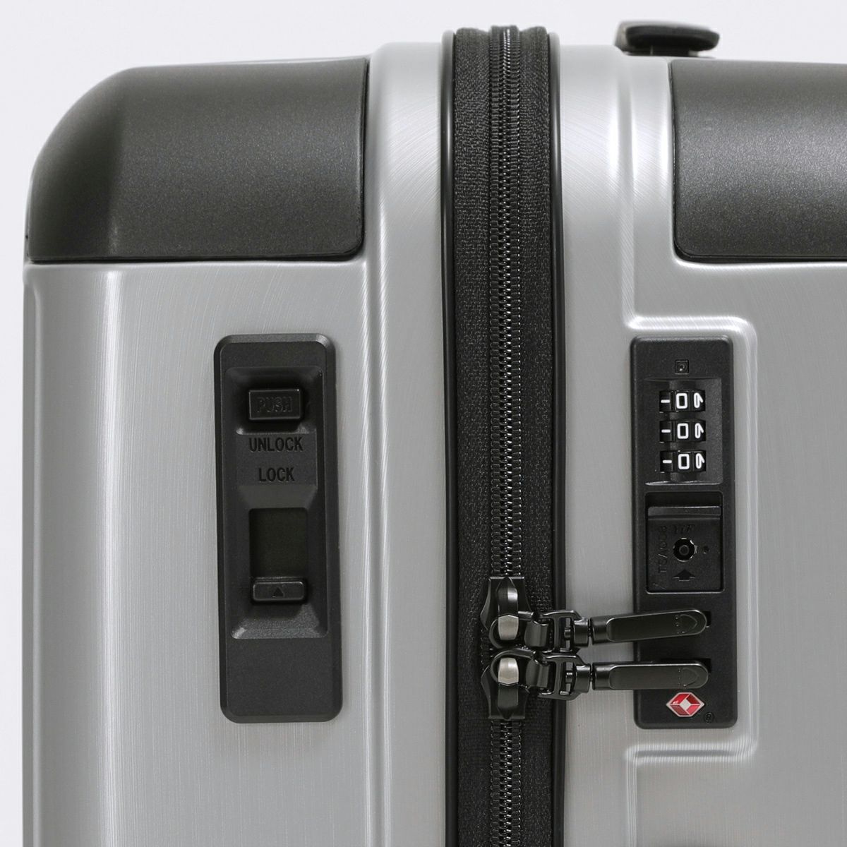 No.60541：ファスナー57L 58cm | BERMAS OFFICIAL WEB SHOP