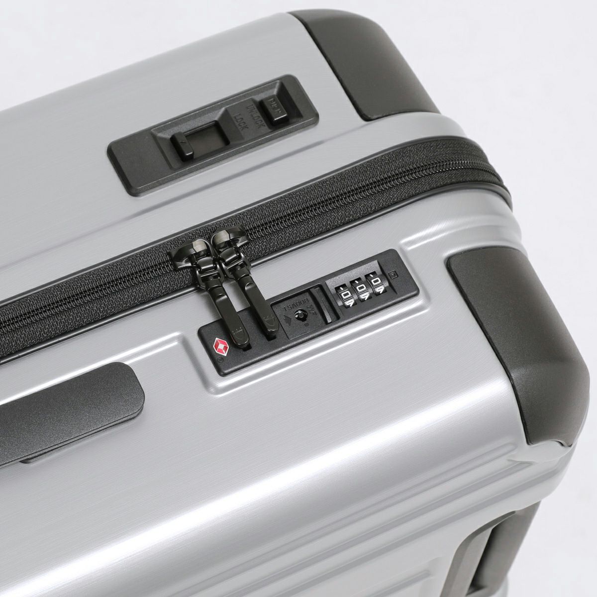 ヘリテージ3 ファスナー57L