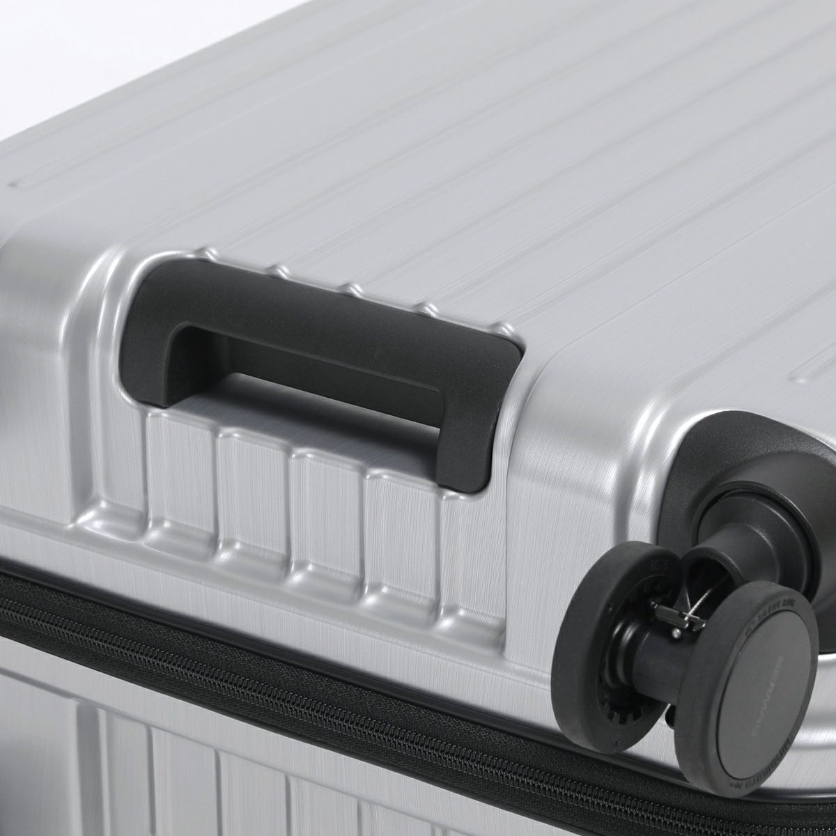 ヘリテージ3 ファスナー57L